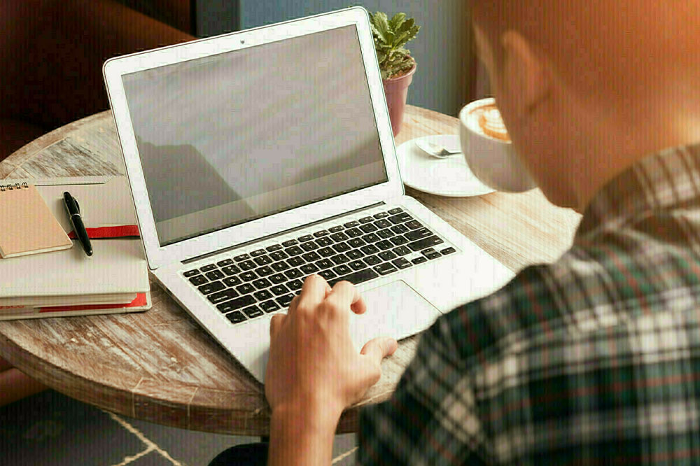 4 Popular Laptops for Every User